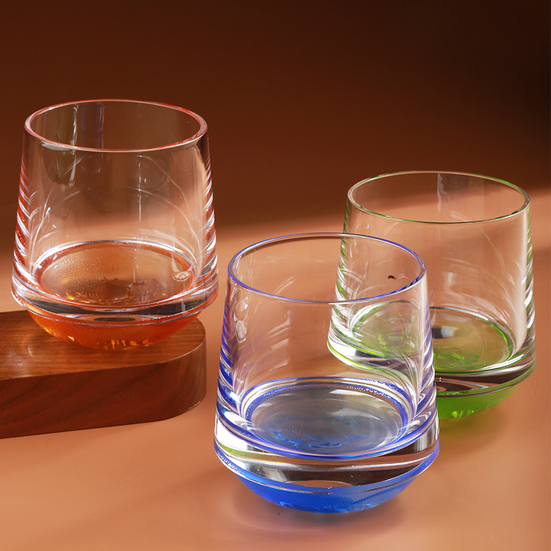 Set de trei pahare din sticlă cu rotire: pahar premium de whisky, pahar de bere elegant și pahar multifuncțional pentru cafea, vin, suc și apă.