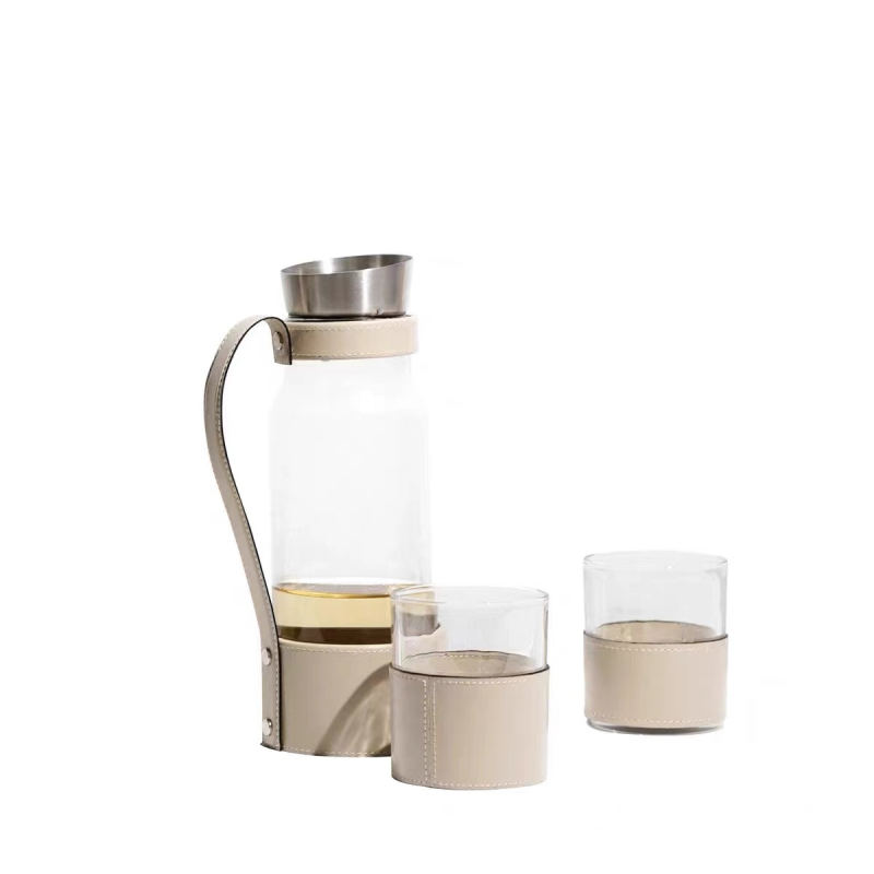 Ceainic de apă din sticlă cu înveliș din piele, design modern minimalist