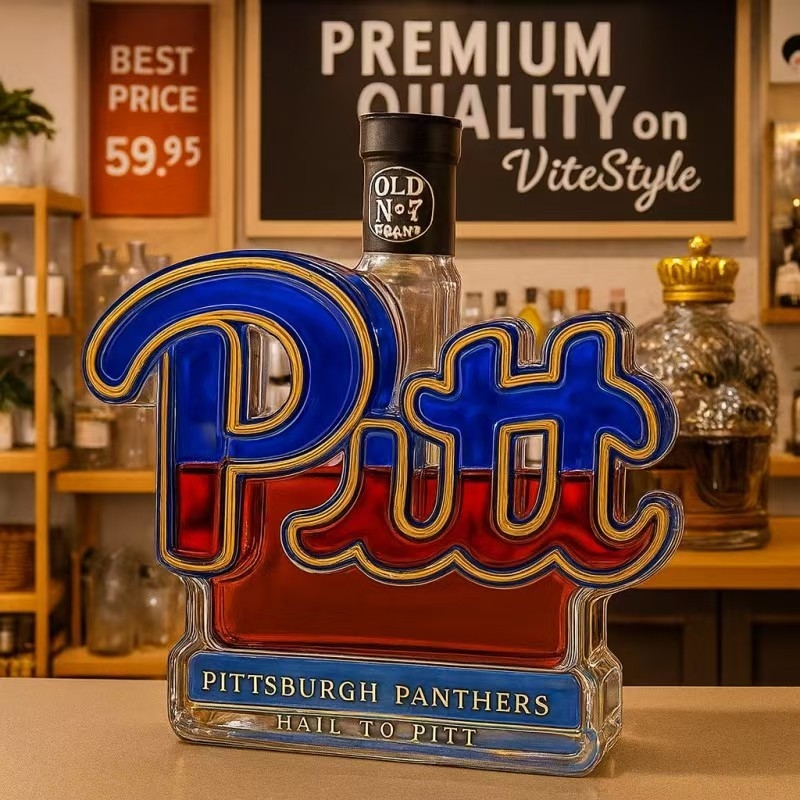 Decantor modern din sticlă pentru whisky, cu formă de sticlă unică și design inspirat de logo