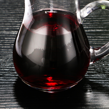 Decantor de vin din sticlă cu aerator și orificiu de turnare, stil minimalist, capacitate 401–500 ml
