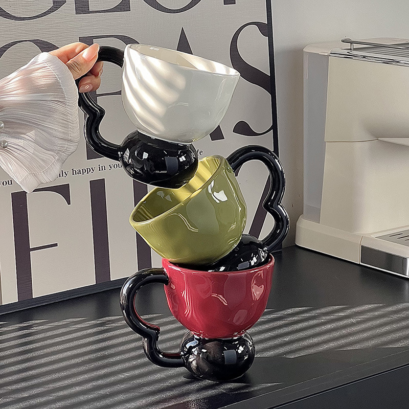Ceașcă ceramică de tip B, cu culori în contrast și formă sferică, stil ușor lux, valoare estetică ridicată, pentru acasă, cămin și birou