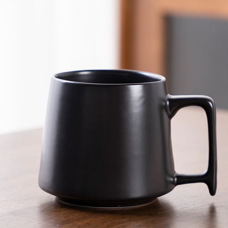 Căni ceramice minimaliste, creative pentru cupluri — pereche de căni, potrivite pentru hotel, pentru gură și apă, cu logo personalizat