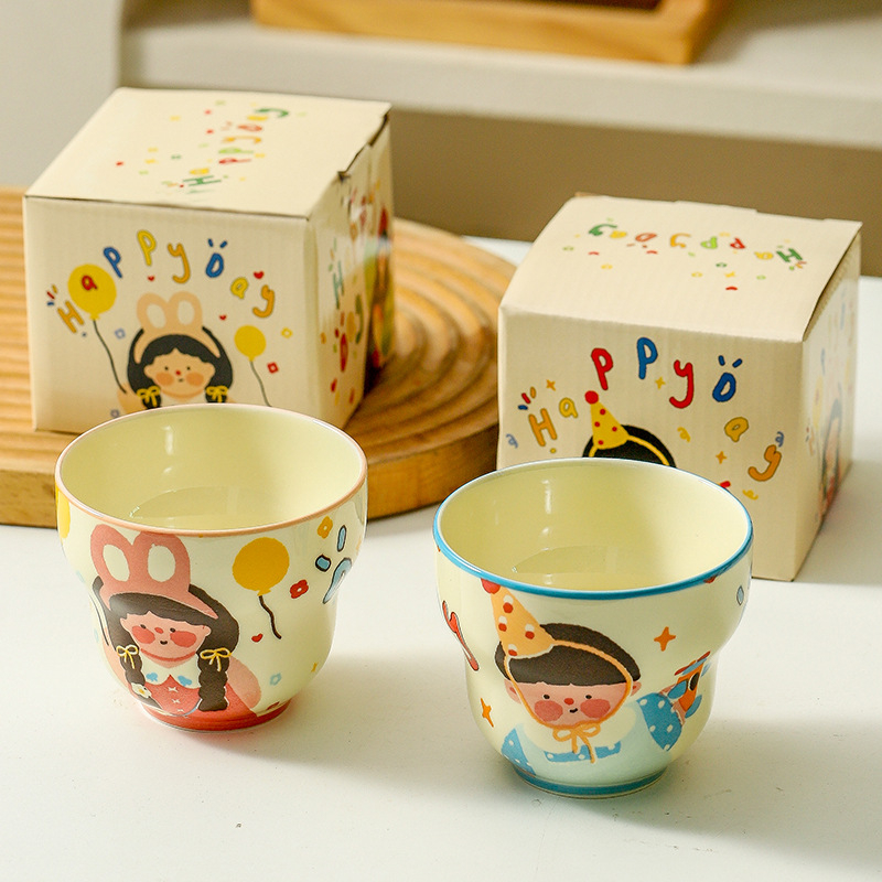 Ceașcă ceramică de suvenir cu caricatură de familie, design sub glazură colorată, drăguță pentru uz casnic, cadou de sărbători, ceașcă de cafea elegantă