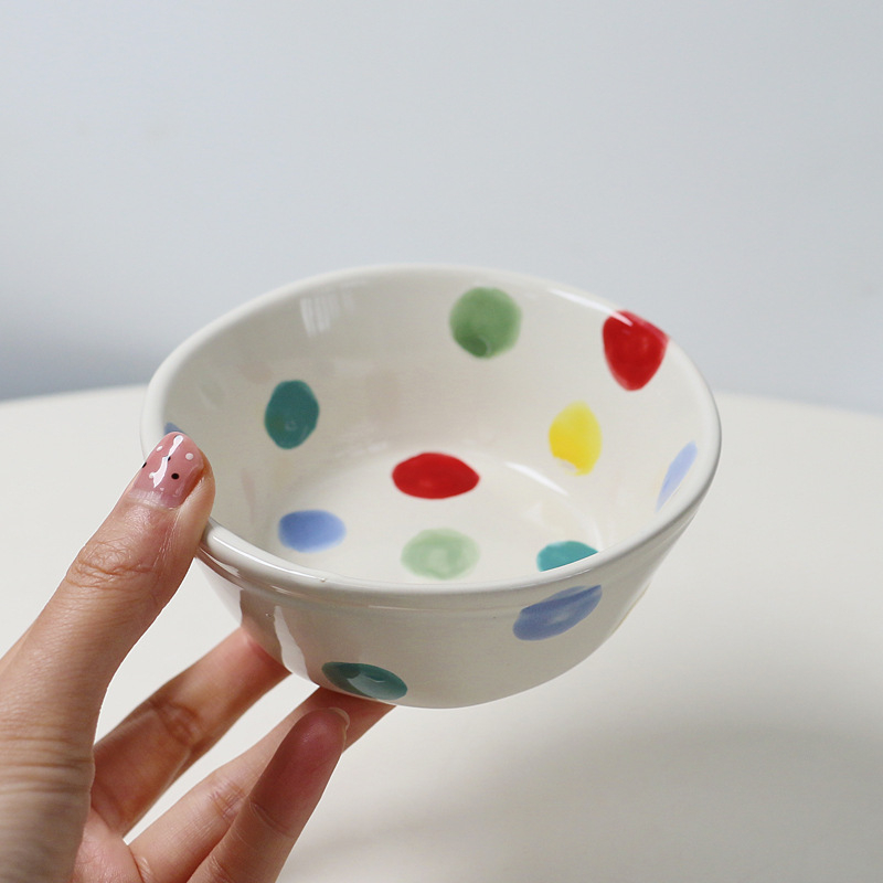 Set ceramic pictat manual: cană, farfurie și bol de orez cu buline colorate – veselă de bucătărie pentru cupluri