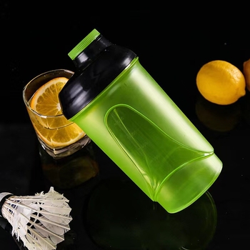 Shaker Tengfeng cu priză ușoară, culoare variată, capac rabatabil, model spiral pentru amestec proteic