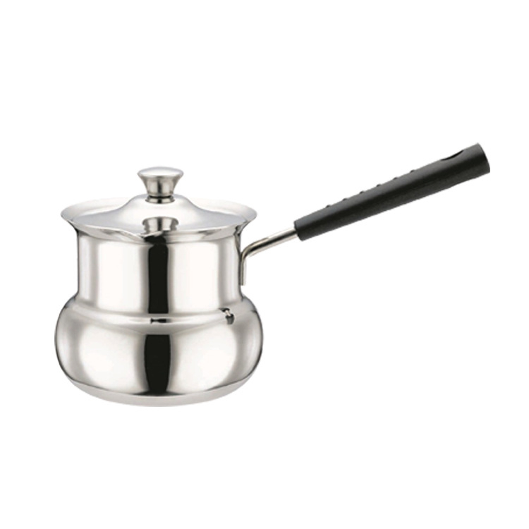 Căni din oțel inoxidabil pentru cafea și set de ustensile pentru cafea: moka pot, ibric turcesc, ibric pentru preparare manuală și aparat de cafea pe plită.