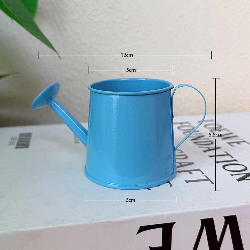 Ghiveci metalic mic cu robinet de udare, vas de flori din fier pentru decor interior, mic recipient în formă de butoi pentru aranjamente și suculente