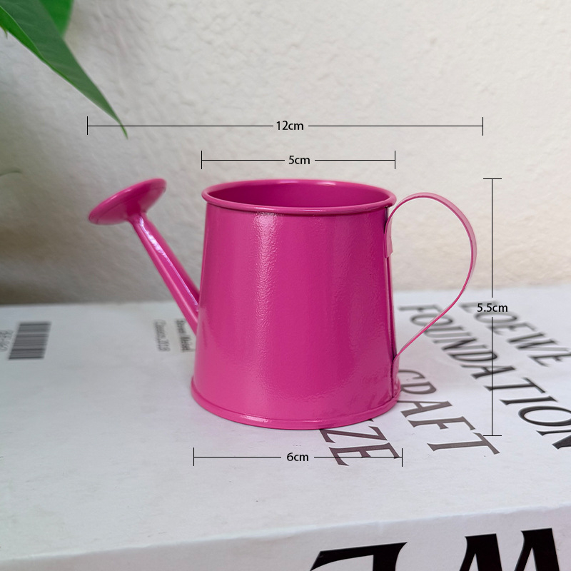 Ghiveci metalic mic cu robinet de udare, vas de flori din fier pentru decor interior, mic recipient în formă de butoi pentru aranjamente și suculente
