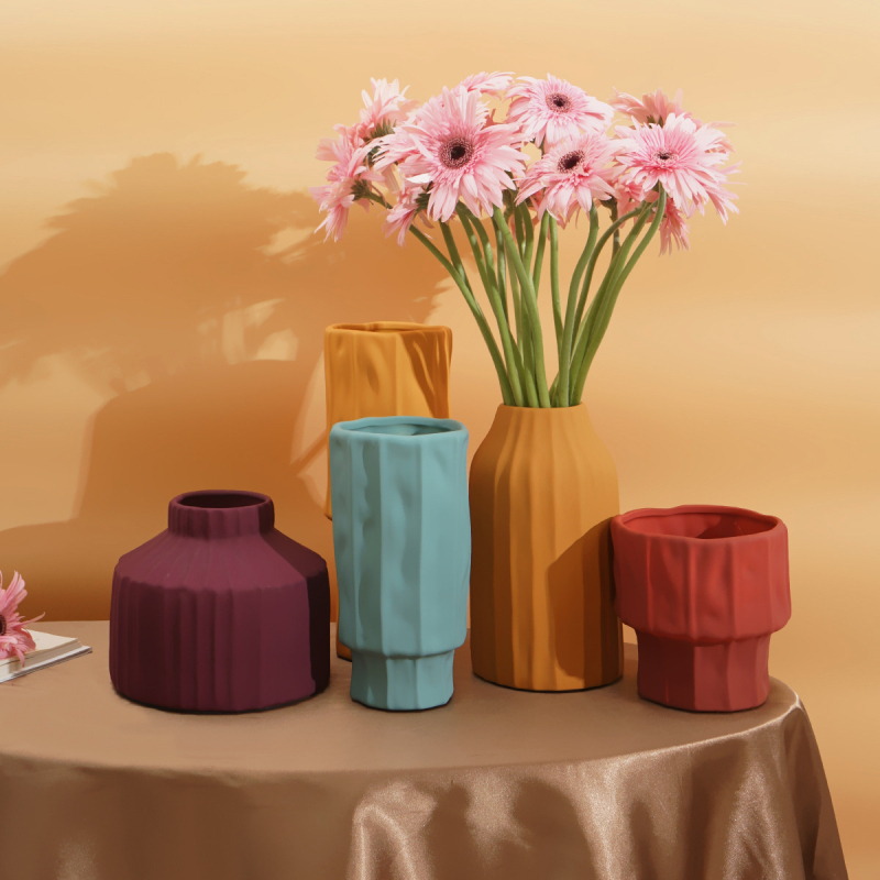 Ghiveci Nordic Abstract Morandi și vază, cu finisaj lacuit manual, decor interior de inspirație pastorală