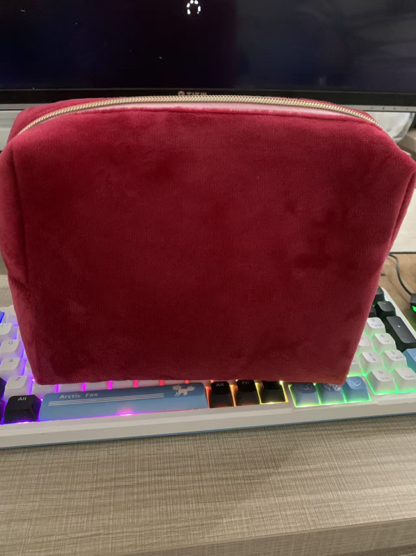 Geantă de machiaj în stil retro, de înaltă calitate, cu design contrastant și organizator pentru ruj din velur
