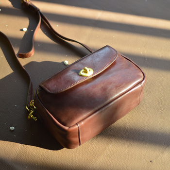 Ručna vintage ženska torbica od prave kože goveda, biljno obrađena koža, mala crossbody torbica, japanski stil, torba za mobitel
