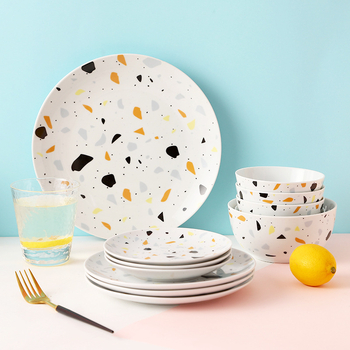 Set ceramic pentru masă în stil Nordic — farfurii și bol de orez