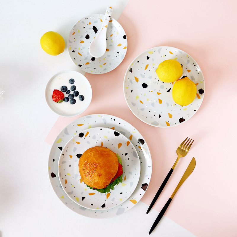 Set ceramic pentru masă în stil Nordic — farfurii și bol de orez