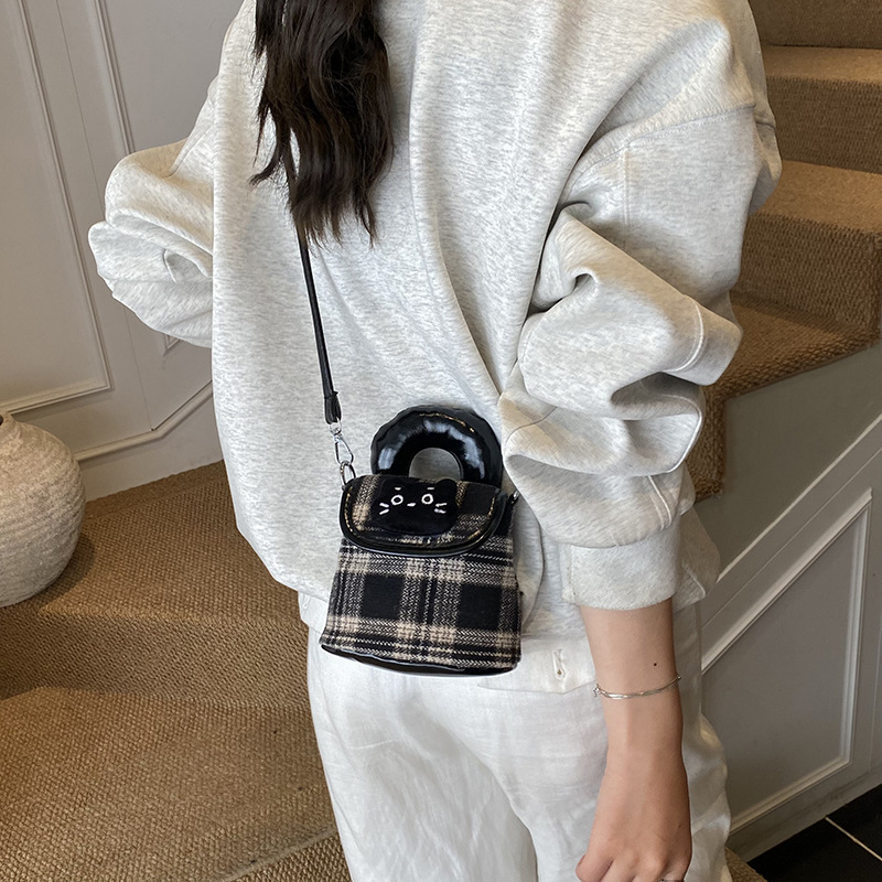 Mini PU crossbody torba, mala, za svakodnevnu upotrebu, s preklopnim zatvaranjem, Zima 2025