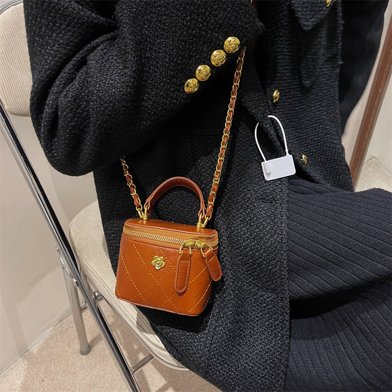 Crvena mini box torbica s lancem, ženska crossbody, dijamantno šivanje