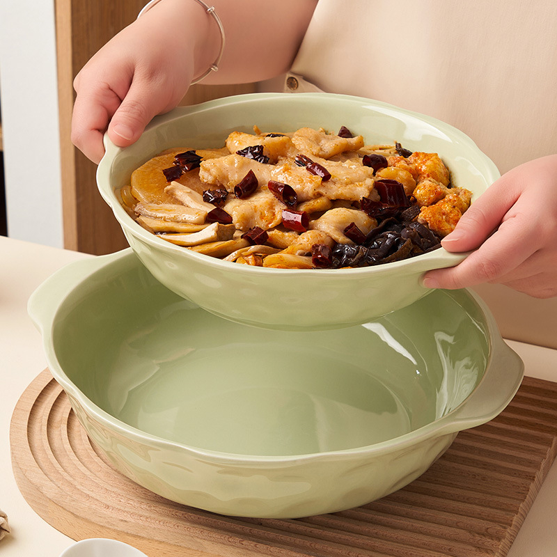 Bol ceramic mare cu mânere duble – formă neregulată, culoare sub glazură, design modern minimalist, compatibil cu microundele, diametru 20–20,9 cm, potrivit pentru supe și hot pot