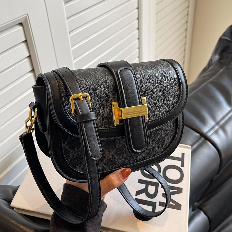 Ženska Saddle torba, jesen-zima 2026, vintage visokog kvaliteta, kompaktna crossbody torba