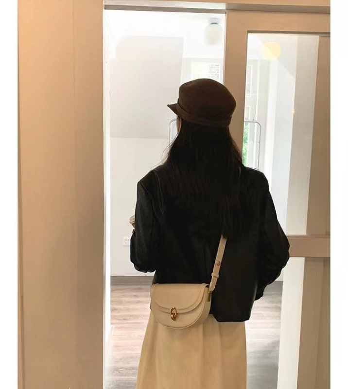 Premium torbica tipa sedlo, mala ženska torba preko ramena, PU materijal, moda 2025