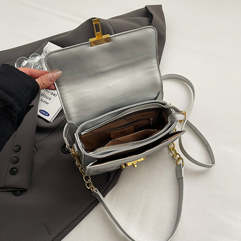 Niš dizajn dijamantno šivana sedlasta torbica za žene, ljetni model 2026, kompaktna crossbody torba za rame