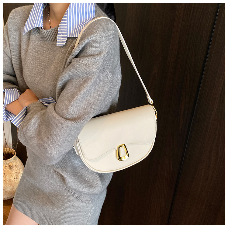 Nova sedlovna torbica, večernja torbica, jedinstven dizajn, elegantna ženska torba preko ramena i crossbody