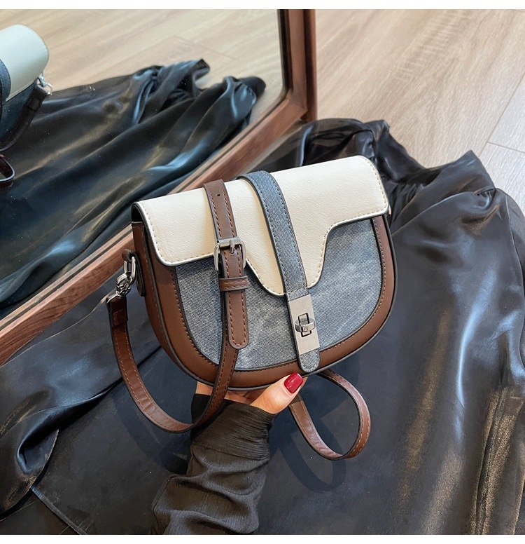 Ženska saddle torba u francuskom stilu od denima, ljeto 2025, luksuzna crossbody torba s kontrastnim bojama