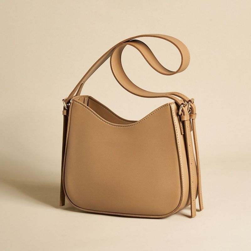 Ženska PU crossbody torba, bucket oblik, sedlov dizajn, srednje veličine, jedna naramenica, svakodnevna upotreba