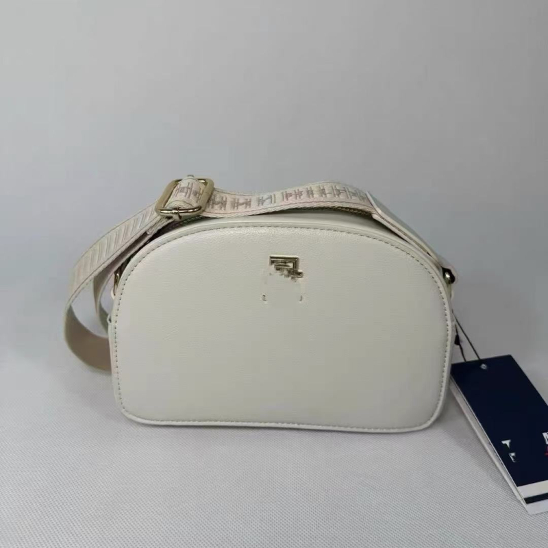Ženska retro torba u obliku sedla s dizajnom školjke, mala torba za ramena