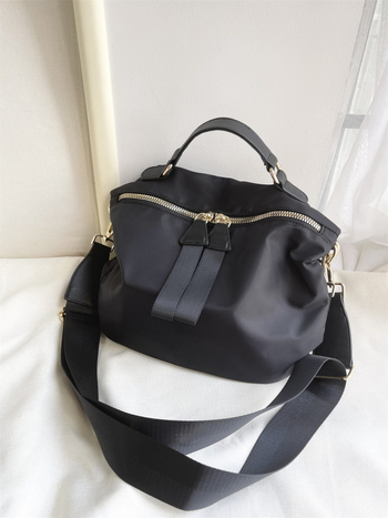 Ženska torbica tipa sedlo od najlona, srednje veličine, za svakodnevnu upotrebu, s jednim remenom za rameno ili crossbody