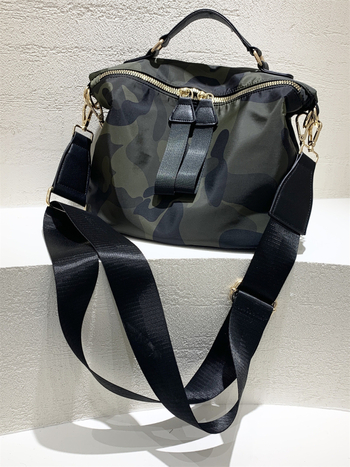 Ženska torbica tipa sedlo od najlona, srednje veličine, za svakodnevnu upotrebu, s jednim remenom za rameno ili crossbody