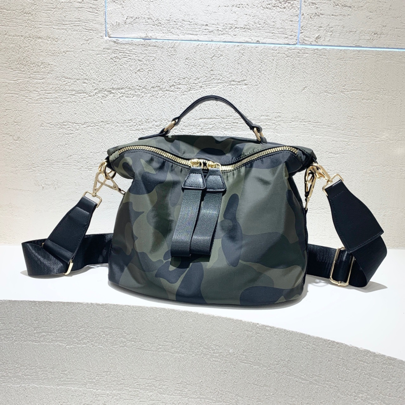 Ženska torbica tipa sedlo od najlona, srednje veličine, za svakodnevnu upotrebu, s jednim remenom za rameno ili crossbody