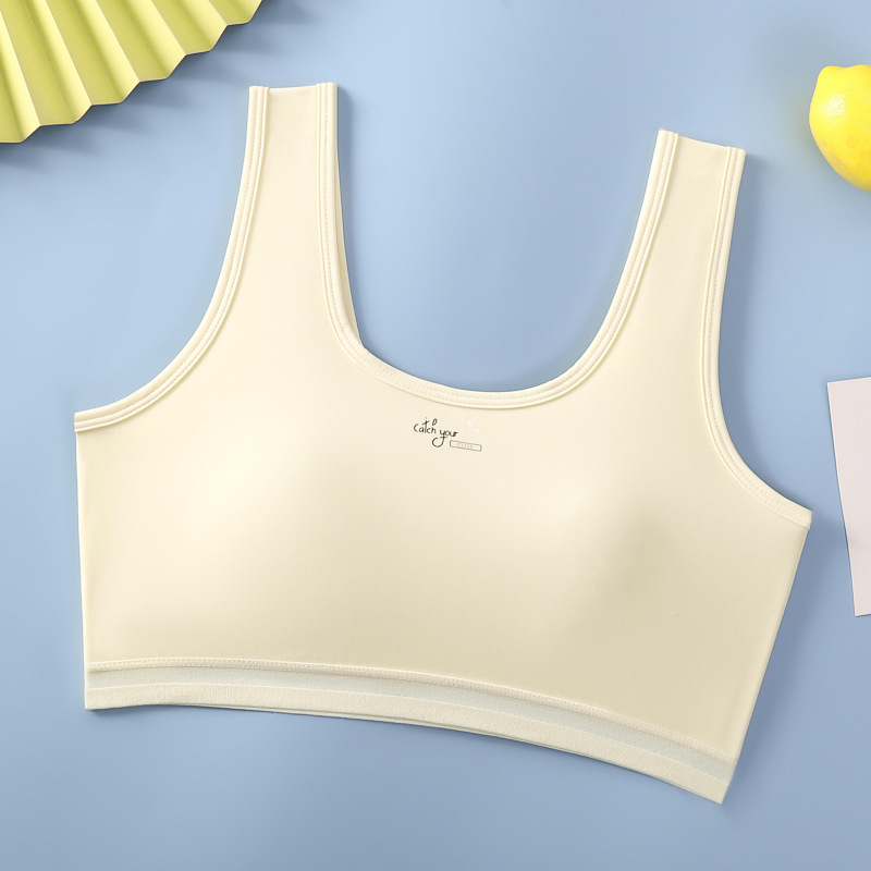 Sutien za djevojčice u razvoju, bez žica, s punim košaricama, fiksnim naramenicama, top stil