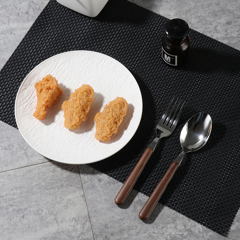 Műanyag tál steakhez és salátához kőmintázatú felülettel, nyugati stílusú vacsora-tányér, japán ihletésű dizájn