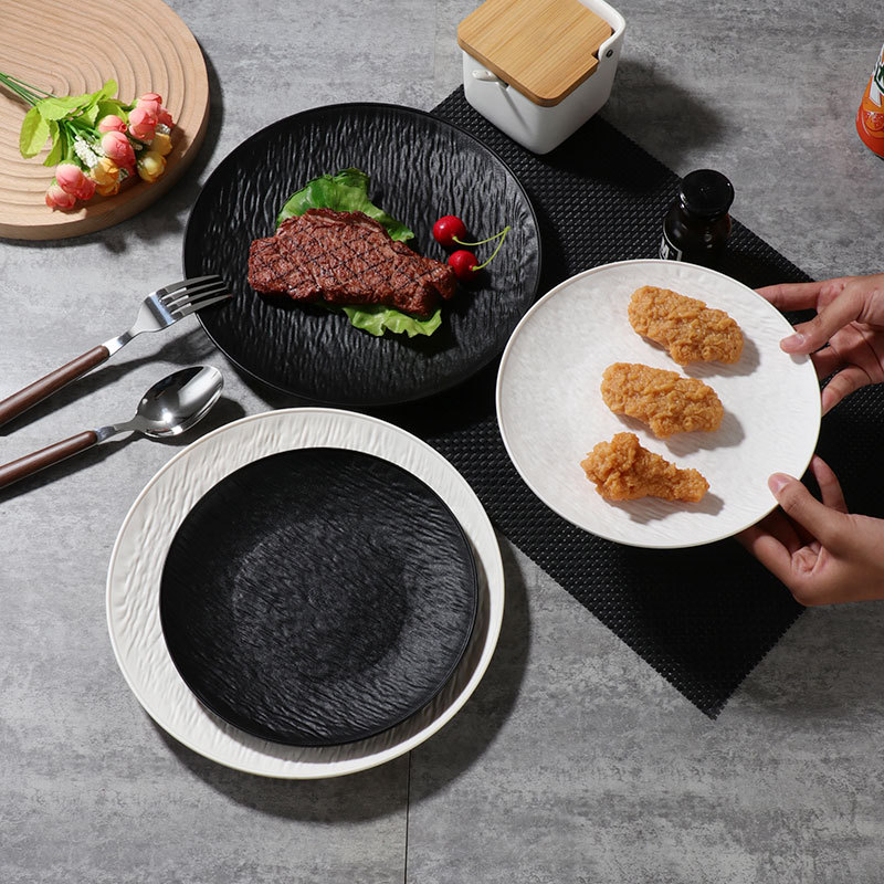 Műanyag tál steakhez és salátához kőmintázatú felülettel, nyugati stílusú vacsora-tányér, japán ihletésű dizájn