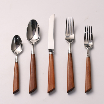 Set de tacâmuri din oțel inoxidabil 304, seria Tang Dynasty – cuțit pentru friptură, furculiță, lingură și linguriță de desert, cu mâner din lemn roșu