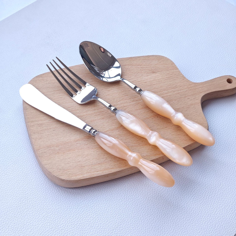 Set tacâmuri occidentale din oțel inoxidabil 304, cuțit de steak în stil francez, furculiță și lingură, set de patru piese cu lingură de desert pentru ceaiul de după-amiază.