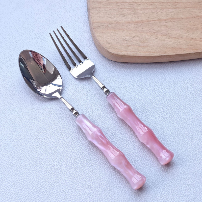Set tacâmuri occidentale din oțel inoxidabil 304, cuțit de steak în stil francez, furculiță și lingură, set de patru piese cu lingură de desert pentru ceaiul de după-amiază.