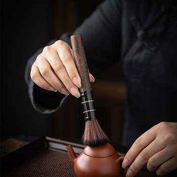 Set pentru ceremonia ceaiului: Şase Domni, accesorii Gongfu, set ceramic pentru ceai, clips pentru ceai din lemn ebony și răzuitor pentru ceai, design inspirat Zen
