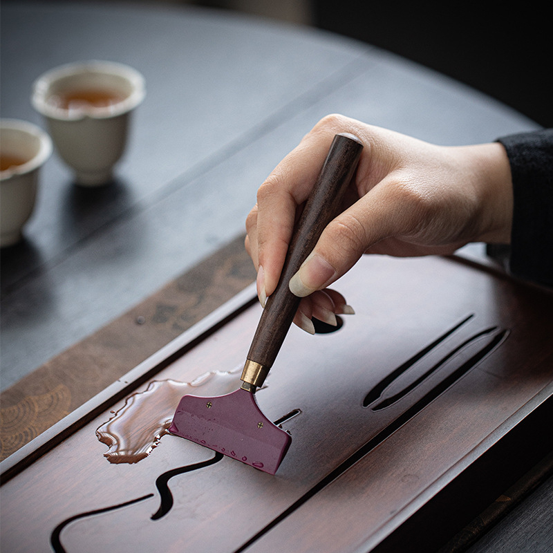 Set pentru ceremonia ceaiului: Şase Domni, accesorii Gongfu, set ceramic pentru ceai, clips pentru ceai din lemn ebony și răzuitor pentru ceai, design inspirat Zen