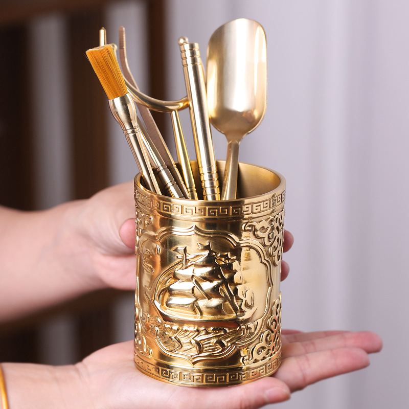 Set din alamă pentru ceremonia ceaiului cu șase domni — accesorii pentru ceai: suport pentru stilou, recipient pentru ceai, clips pentru ceai, cuțit pentru ceai, perie pentru ceai
