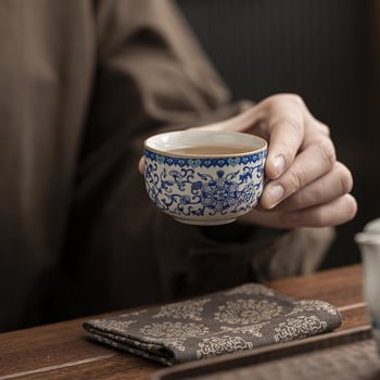 Ceașcă de ceai Ru Kiln albastru cu lotus, ceramică premium pentru uz personal