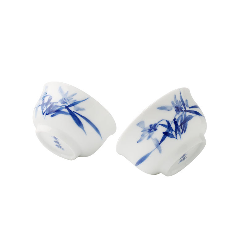 Ceașcă de ceai Jingdezhen din porțelan albastru‑alb, pictură manuală, ceramică, mică porție