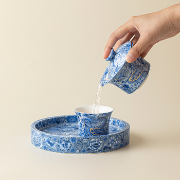 Thangka-ihletésű lógó gaiwan száraz infúziós tálcával – kerámia teáskészlet otthonra, 1 tál és 3 csésze, Gongfu stílus