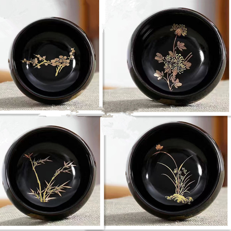 ceașcă de ceai ceramică lucrată manual, cu motiv peisaj: prune, orhidee, bambus și crizantemă; glazură neagră, ceașcă de meditație