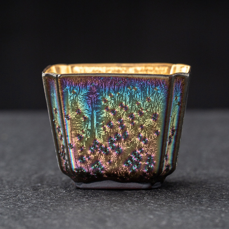 Ceșcuță de ceai colorată, bază din fier cu glazură la cuptor, ceramică placată cu aur, ceșcuță în formă de floare pentru aromă, mic bol de ceai