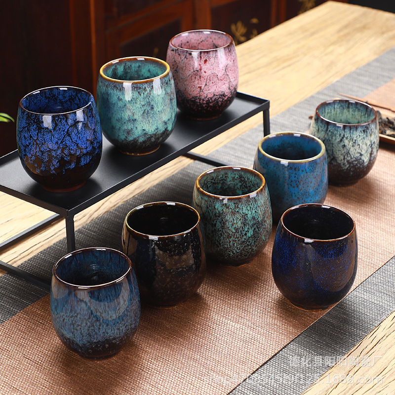 Ceșcuță ceramică Jian ware, variantă cu glazură de cuptor, în formă de pălărie, pentru ceremonia Gongfu a ceaiului