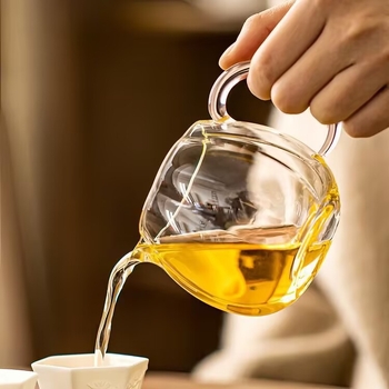Cană de ceai din sticlă borosilicat de înaltă rezistență la căldură, cu mâner colorat, realizare manuală, transparență ridicată, rezistentă până la 270 °C