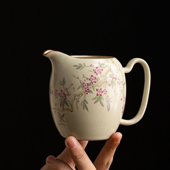 Set Gongfu de ceai bej din Ru kiln — serviciu ceramic cu ceșcuță de echilibru, tavă de ceai și separator de ceai pentru uz casnic