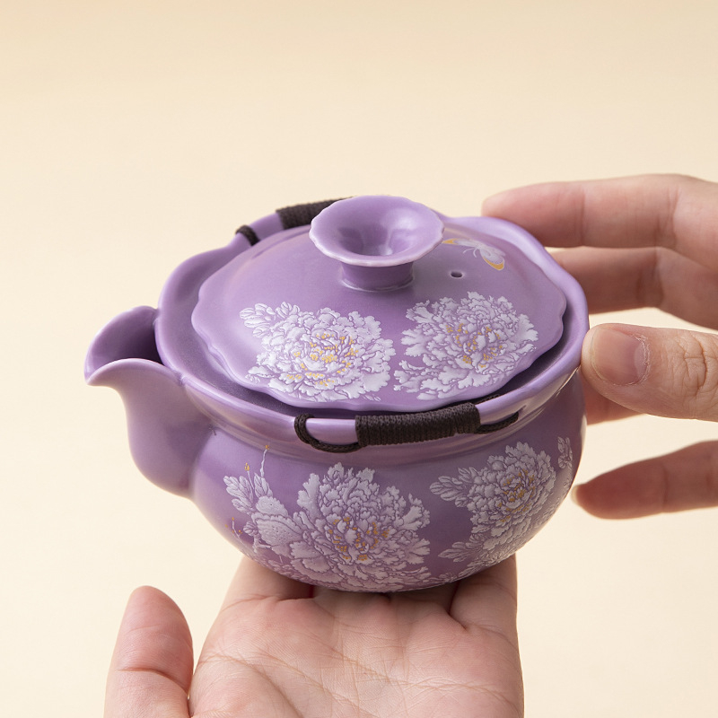 Ceainic ceramic mov cu mâner de prindere, parte a setului de ceai Kung Fu, cutie cadou