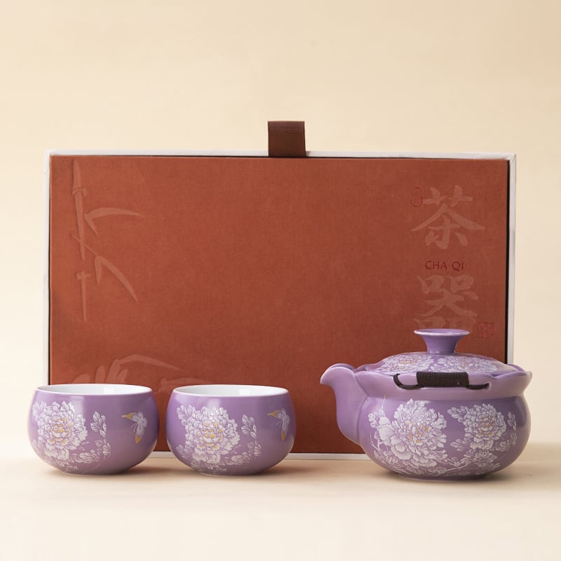 Ceainic ceramic mov cu mâner de prindere, parte a setului de ceai Kung Fu, cutie cadou