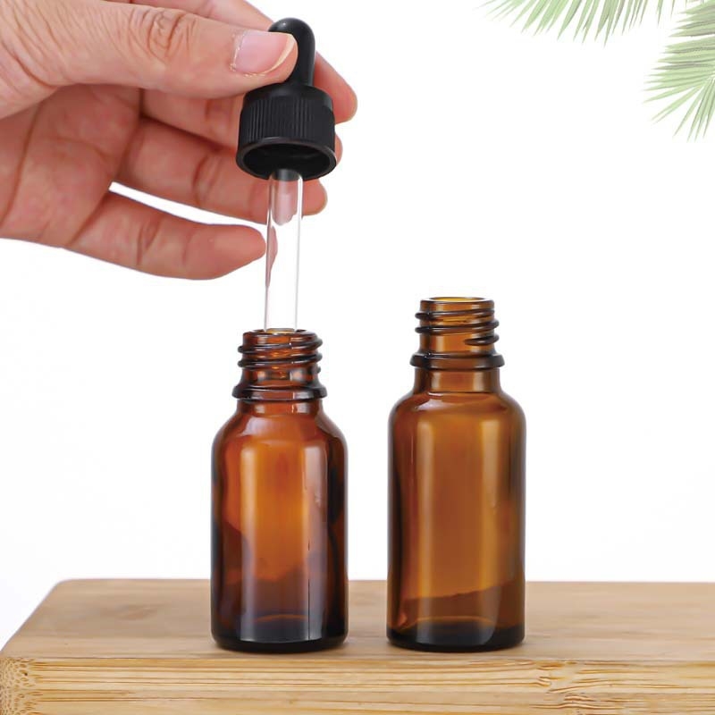 Σετ κεχριμπαρένιων γυάλινών φιαλών: 5 ml φιάλες για αιθέριο έλαιο, 10 ml φιαλίδια με σταγονόμετρο, 30 ml φιάλες αναπλήρωσης αρώματος, 50 ml άδειες φιάλες ορού